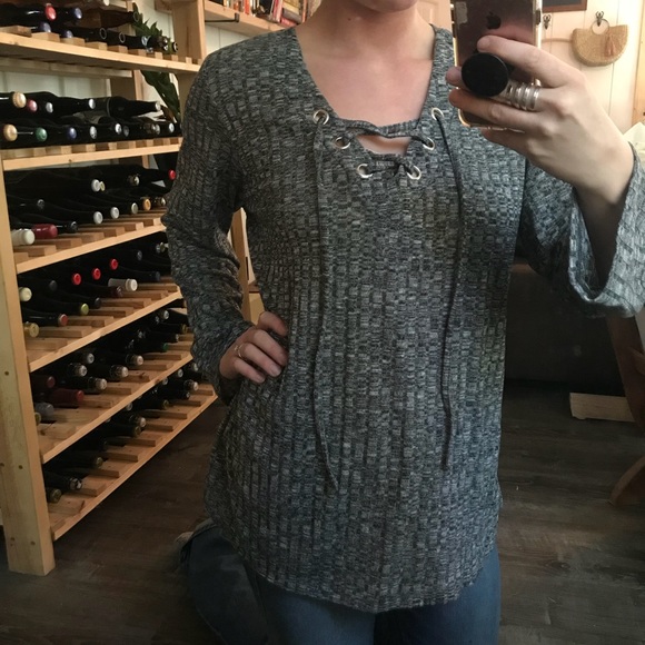Chenault • GREY v neck lace up tunic - Picture 6 of 8